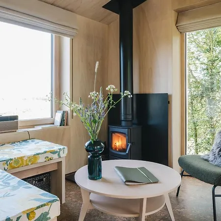Rewildthings Treehouses Глостер Экстерьер фото