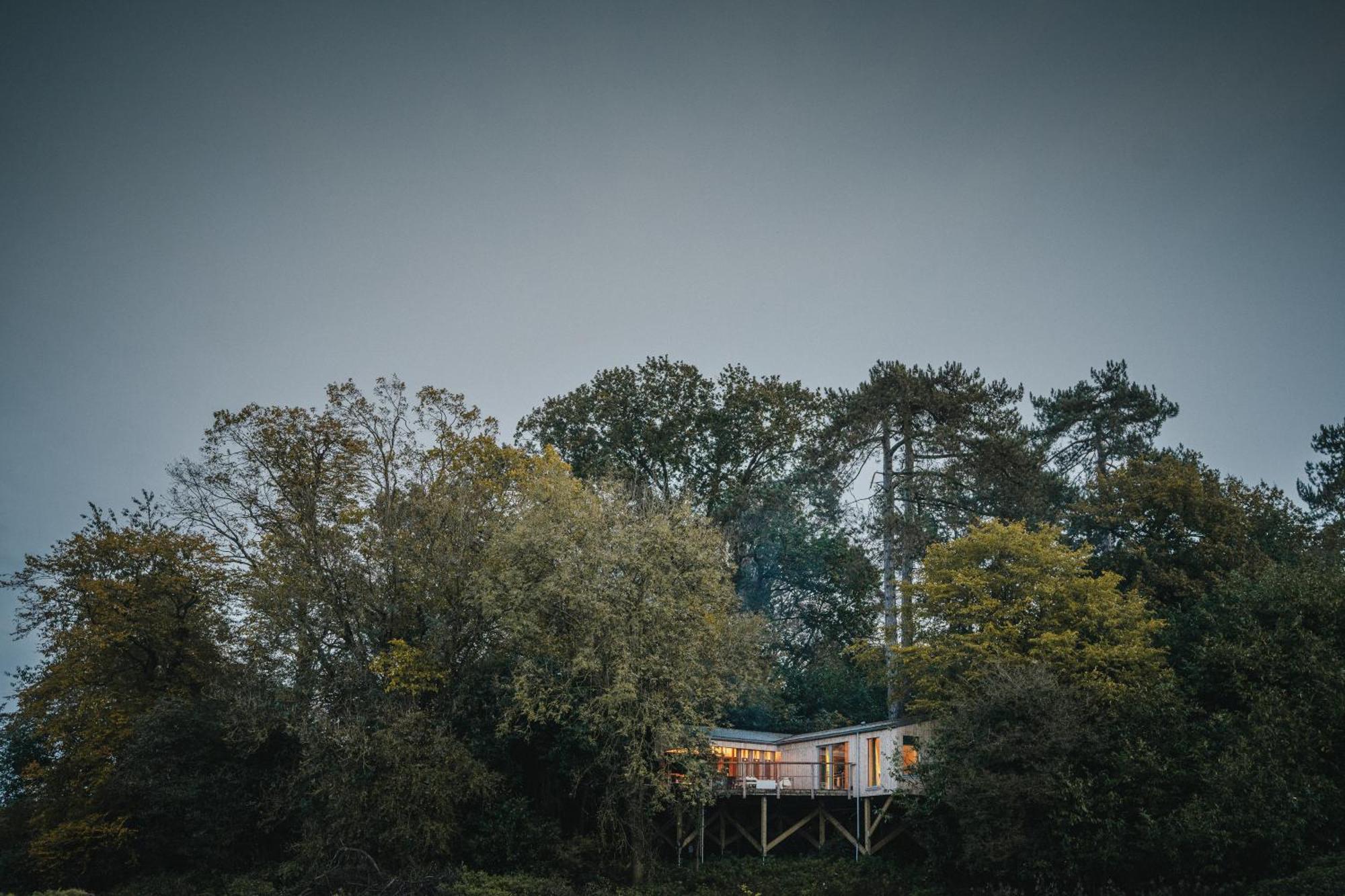 Chalet Rewildthings Treehouses Gloucester